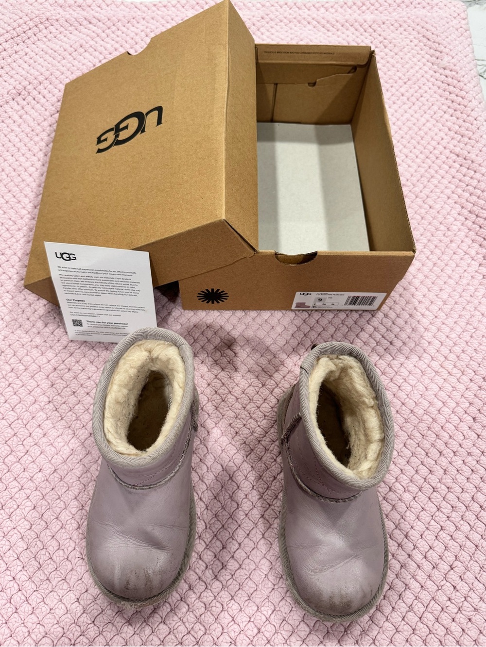 9 Toddler, UGG Pearlized Boots